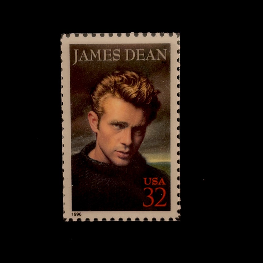 New James Dean Pin. Collectable USA 32 Stamp Pin Released on June 26, 1996.